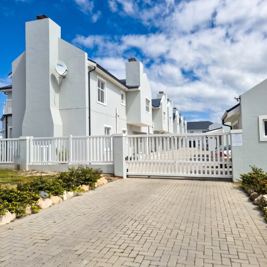 2 Bedroom Property for Sale in Struisbaai Western Cape